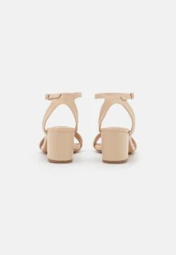 Anna Field Sandales - Off-White 9 Anna Field Sandales - Off-White -Chaussure Boutique 031067b0fcfc4697a0a428dabfd5d1b1