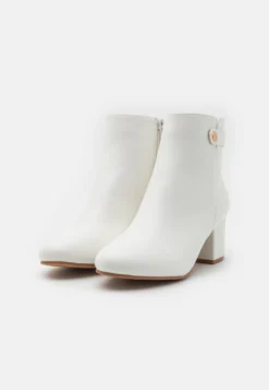 Wide Fit - Bottines - White -Chaussure Boutique 07bffe603bbe4997bf040337fbb76465 scaled