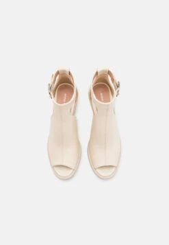 Anna Field Sandales Classiques / Spartiates - Offwhite 11 Anna Field Sandales Classiques / Spartiates - Offwhite -Chaussure Boutique 1734f0129ef540b68b4c1d056ff9d665