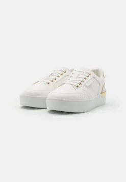 Wide Fit - Baskets Basses - White -Chaussure Boutique 29fc8a7b7a7b4864994a06999360a745 scaled