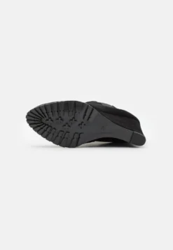 Leather - Bottines Compensées - Black -Chaussure Boutique 2cc34f6926574f358b0a4c07a9fa993c scaled