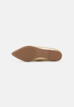 Anna Field Ballerines - Gold 10 Anna Field Ballerines - Gold -Chaussure Boutique 3ae7f15798a94d6093857aa0f05c2875