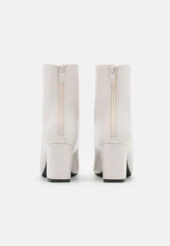 Anna Field Bottines - White -Chaussure Boutique 4eec0203fd684d74b9b6dcd3d4827573 scaled