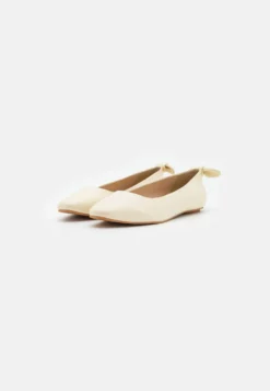 Anna Field Leather - Ballerines - Off White -Chaussure Boutique b7a39c3c949e47d8b38aa4ac68b76920 scaled