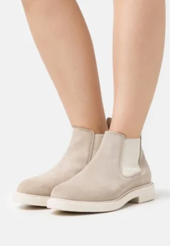 Leather - Boots À Talons - Beige