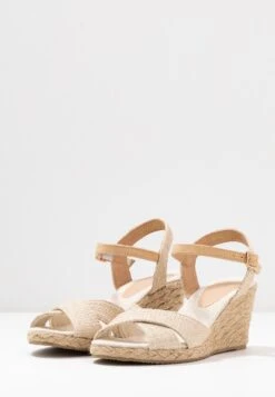 Anna Field Sandales Compensées - Beige 11 Anna Field Sandales Compensées - Beige -Chaussure Boutique ca5dd38cc82a4b4f889bfd190f1c7ade