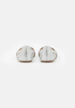 Anna Field Leather - Ballerines À Bout Ouvert - Silver 9 Anna Field Leather - Ballerines À Bout Ouvert - Silver -Chaussure Boutique e33a8aa32ec64a1584967a2be3ff3f1d scaled
